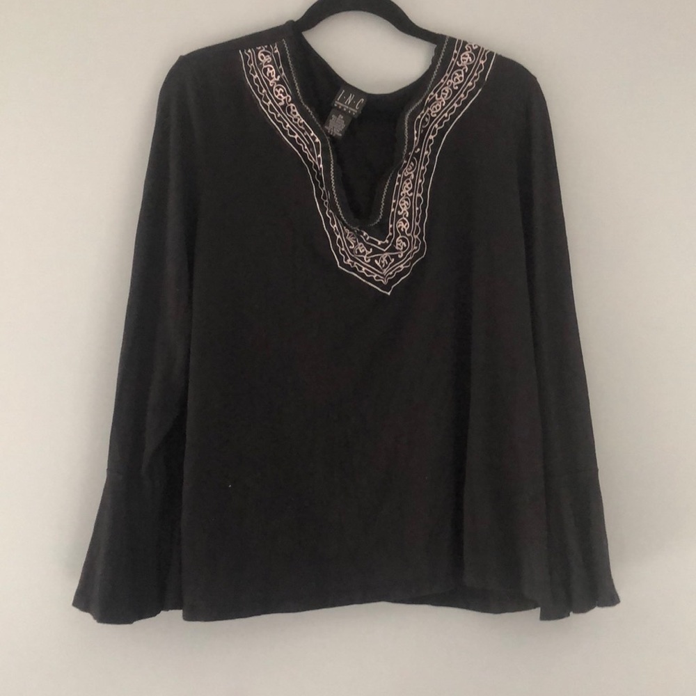 INC black flowy top v-neck 3x gorgeous